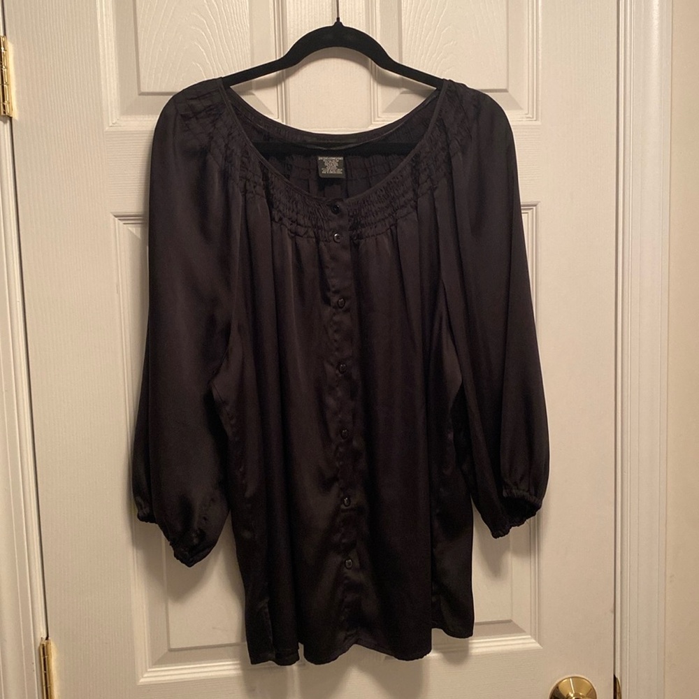 NWOT George Woman Black Button Down Blouse…size 2X (18W/20W)